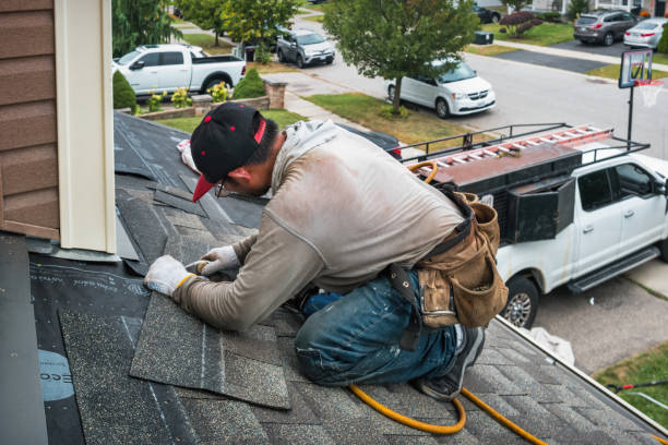 Professional Flat Roof Repair technician working in Rockland, ID